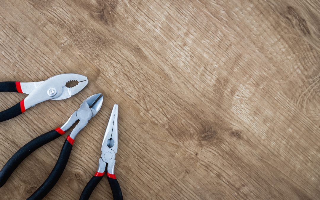 7 of the Best Janitorial Software Tools Managers Can’t Live Without